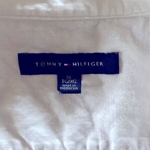 Tommy Hilfiger button down shirt with cool backside design